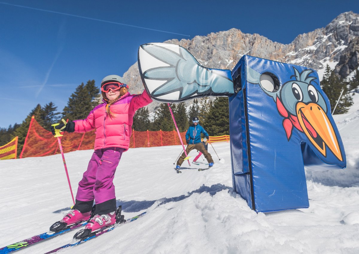 skifahren-familie_c_tza_c.-jorda-_79__kl.jpg
